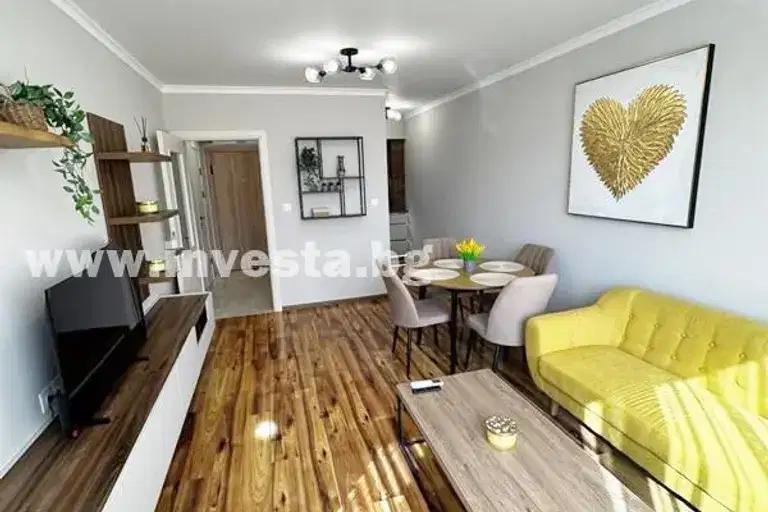 3-bedroom apartment in Plovdiv, Sydiiski