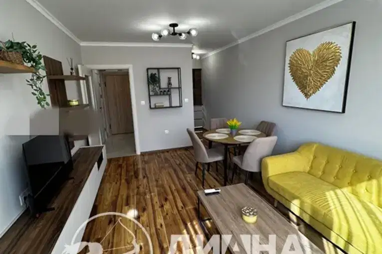 3-bedroom apartment in Plovdiv, Sydiiski