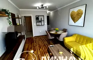 Тристаен апартамент с голяма тераса в Съдийски, Пловдив