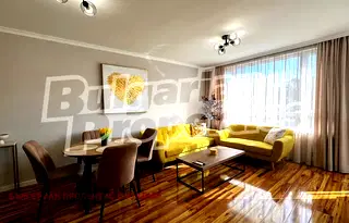 Тристаен апартамент с тераса в Съдийски, Пловдив