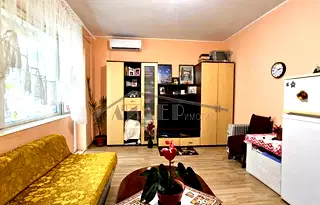 1-стаен апартамент в Тракия, Пловдив с тераса и паркинг