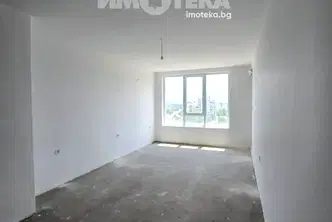 Двустаен апартамент в Пловдив, Тракия