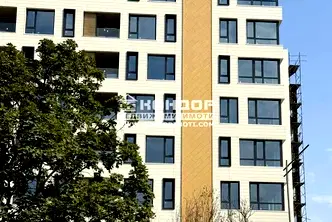 Двустаен апартамент в Тракия, Пловдив с тераса и озеленен двор