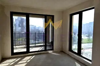 Двустаен апартамент с тераса в Тракия, Пловдив
