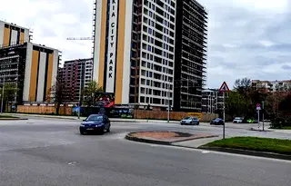 Южен 2-стаен апартамент в Тракия Сити Парк, Пловдив