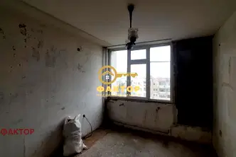 Тристаен апартамент в Тракия, Пловдив с асансьор