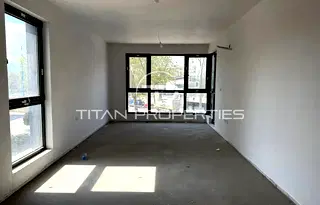 Тристаен апартамент в Тракия, Пловдив с две тераси