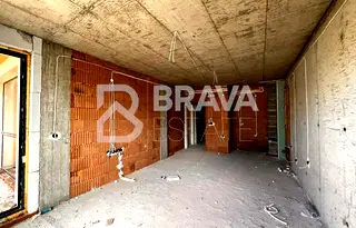 Тристаен апартамент в Тракия с тераса и асансьор