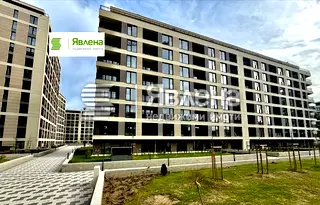 Тристаен апартамент в Тракия с тераса в затворен комплекс