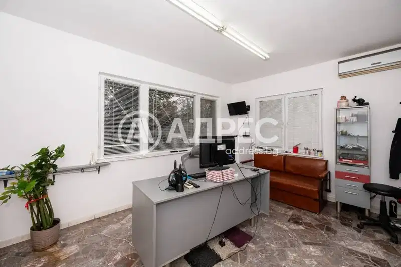 Three-room apartment in Trakiya with possibility for separate entrance