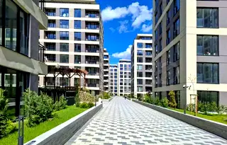 Тристаен апартамент с тераса в Тракия, Пловдив