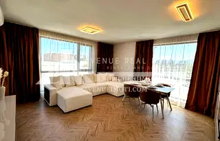 Тристаен апартамент в Тракия, Пловдив с южно изложение