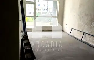 Тристаен апартамент с тераса в Тракия, Пловдив