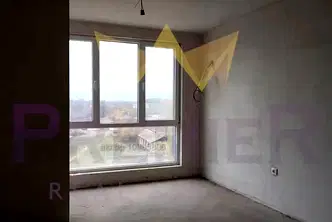 Тристаен апартамент в Пловдив, Тракия
