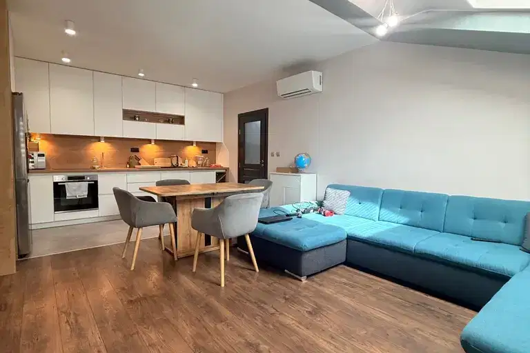 3-bedroom apartment in Plovdiv, Trakiya