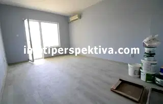 Тристаен апартамент в Тракия, Пловдив с южно изложение
