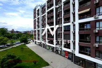 Тристаен апартамент в Тракия с две тераси в Пловдив