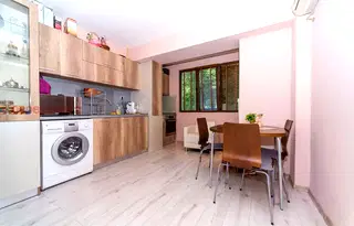 Тристаен апартамент в Тракия, Пловдив с асансьор