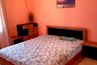 Двустаен апартамент в Тракия, Пловдив, на първи етаж