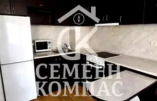 Двустаен апартамент с тераса в Въстанически, Пловдив