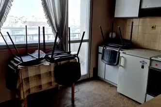 Тристаен апартамент в кв. Въстанически, Пловдив с две тераси