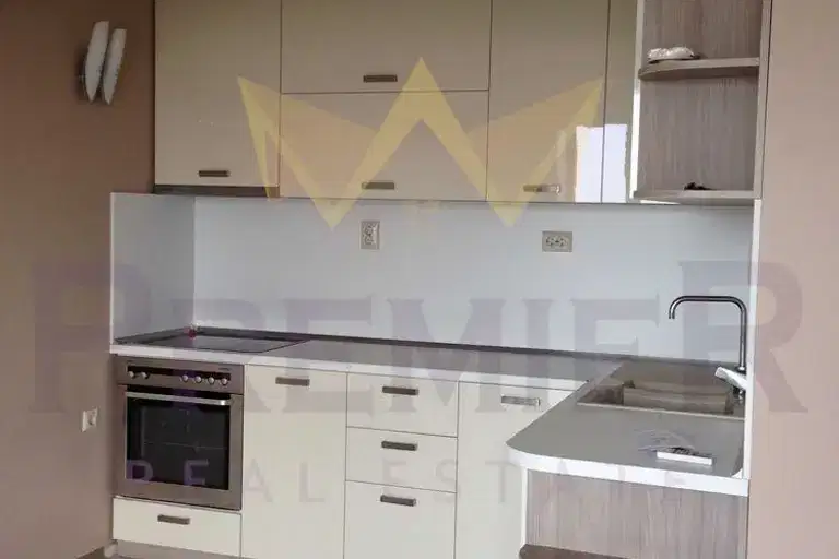 3-bedroom apartment in Plovdiv, Vystanicheski