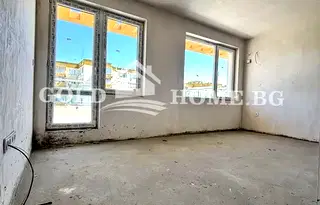 Едностаен апартамент в Южен, Пловдив с голяма тераса