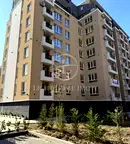 Тристаен апартамент в Кючук Париж, Пловдив с тераса