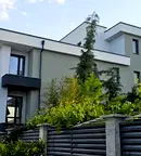 Тристаен апартамент с три изложение в кв. Южен, Пловдив