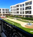 Тристаен апартамент с две тераси в Западен, Гребна база
