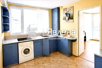 Тристаен апартамент в Бургас, Поморие