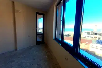 Тристаен апартамент в Бургас, Поморие