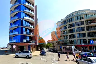 Тристаен апартамент в Бургас, Поморие