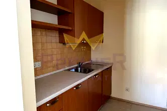Тристаен апартамент в Бургас, Поморие