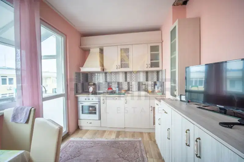 3-bedroom apartment in Oblast Burgas, Pomorie