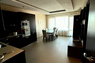 Тристаен апартамент в Бургас, Поморие
