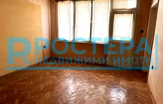 Многостаен апартамент в Търговище, Попово