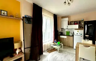 Двустаен апартамент в Бургас, Приморско