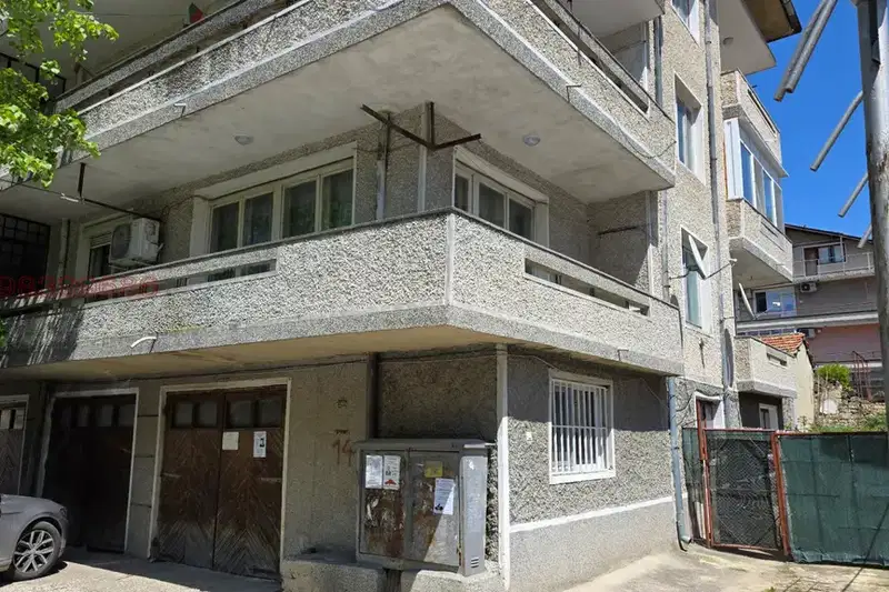 Многостаен апартамент във Варна, Провадия