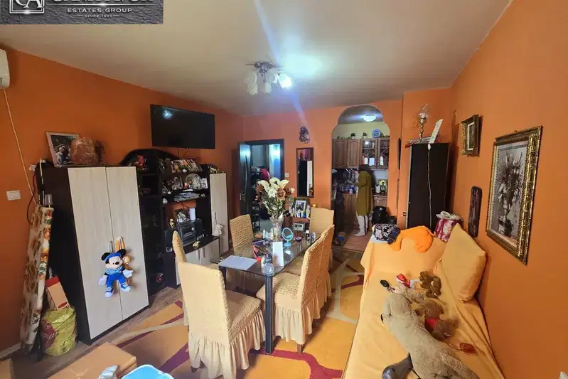 Two-room apartment in Radomir with controlled access