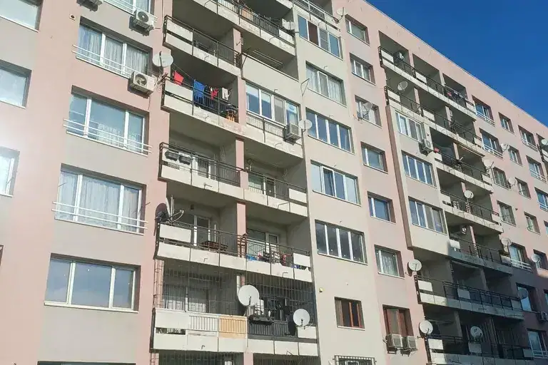 2-bedroom apartment in Pernik, Radomir