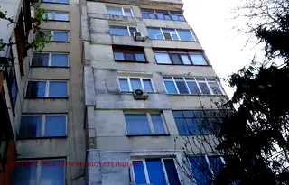 Многостаен апартамент в Раз, Център