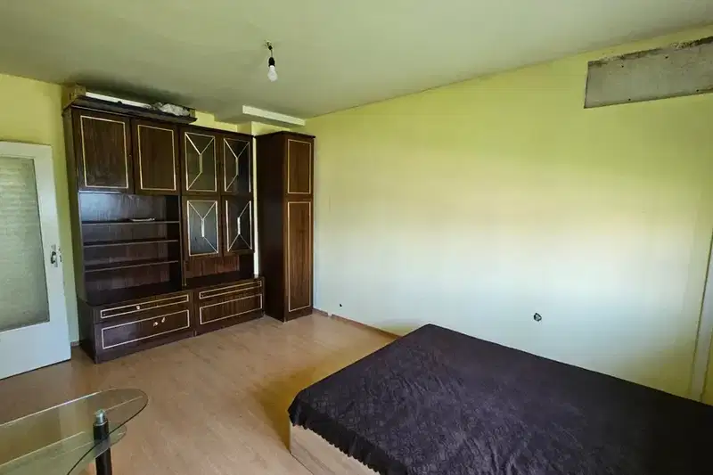 1-bedroom apartment in Raz, Orel