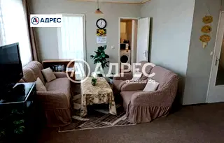 Тристаен апартамент в Раз, Освобождение