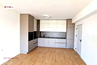 Двустаен апартамент в Русе, Център