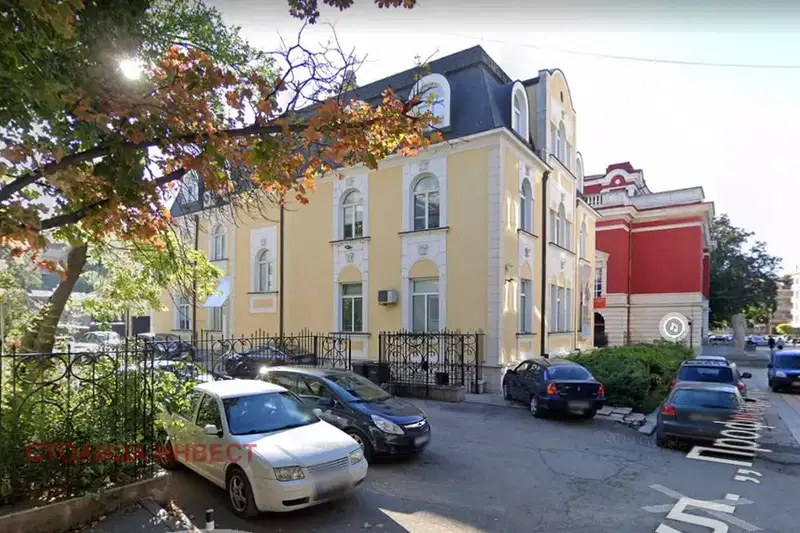 3-bedroom apartment in Ruse, Centyr