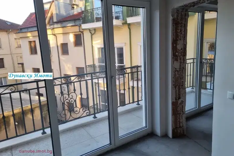 3-bedroom apartment in Ruse, Centyr
