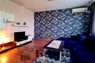 Двустаен апартамент в Русе, Център