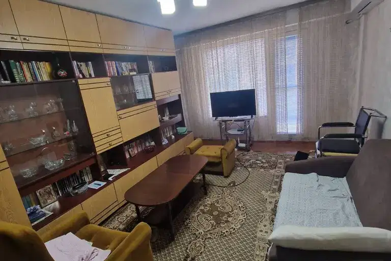 3-bedroom apartment in Ruse, Charodeika - Sever