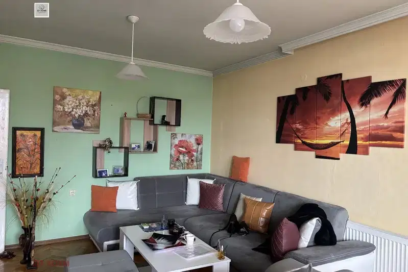 3-bedroom apartment in Ruse, Drujba 2